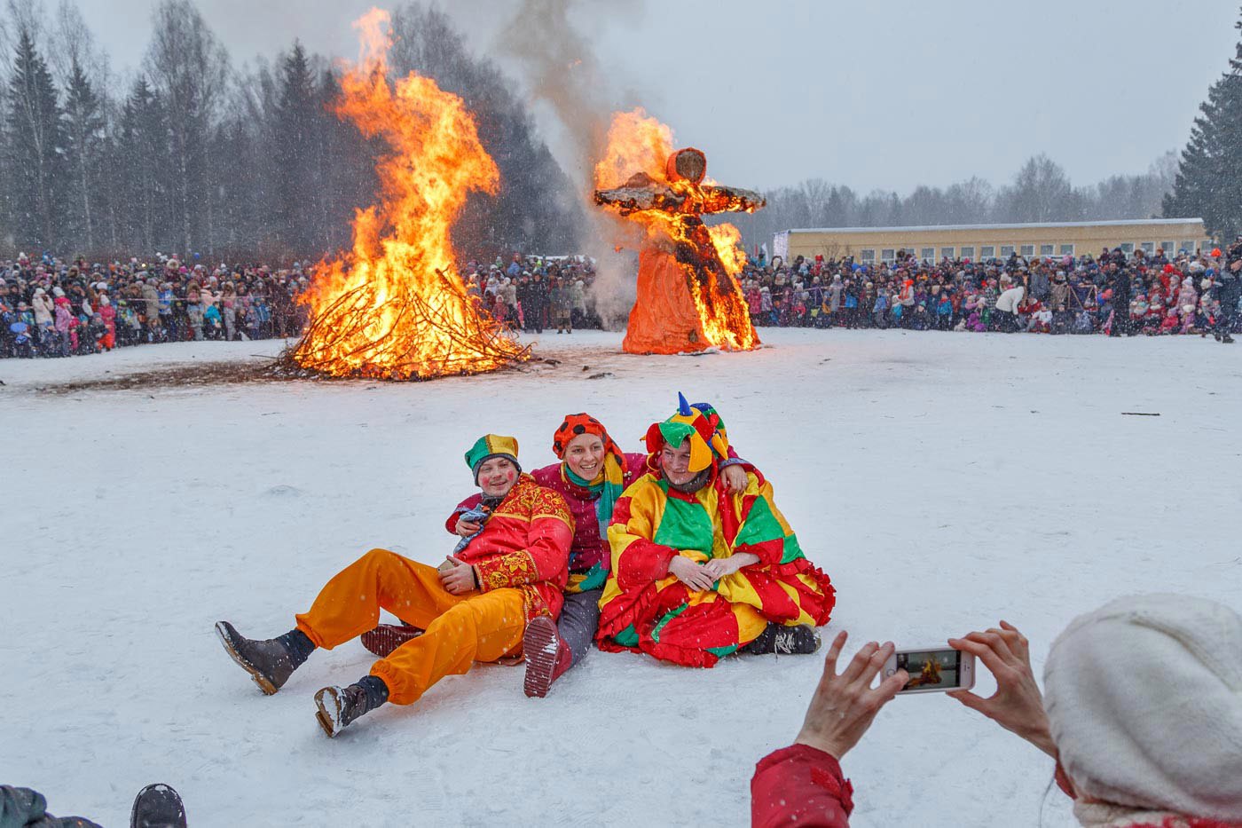 Народные гуляния на Масленицу